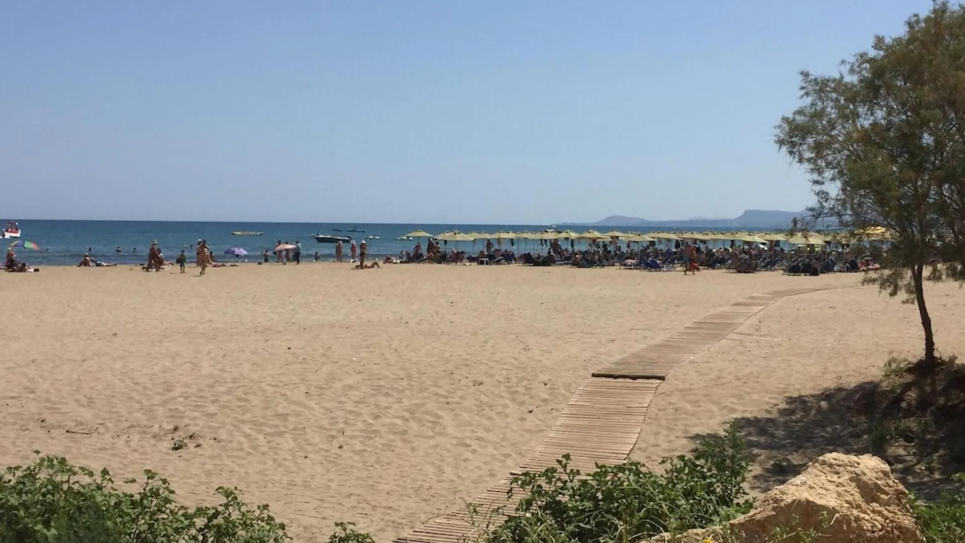 Erieta Sea View Apartment50M From The Beach 레팀노 그리스