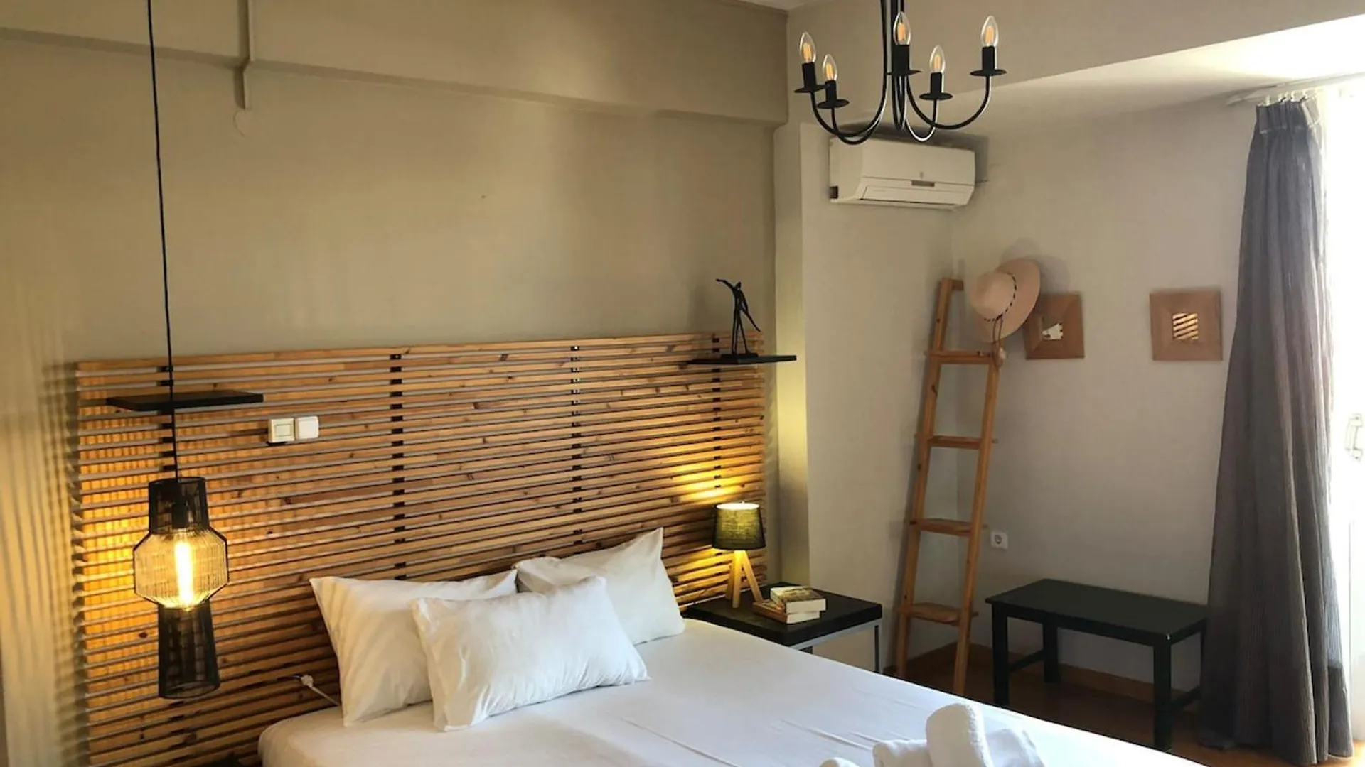 Erieta Sea View Apartment50M From The Beach 레팀노